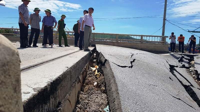 Video: Hình ảnh hiện trường vùi lấp cặp vợ chồng Thanh Hóa bên chân cầu-6