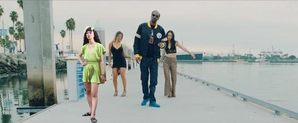 Kém gì BB Trần, Hải Triều cũng đua đòi diện áo bà ba xuất hiện trong MV của Sơn Tùng rồi này-5