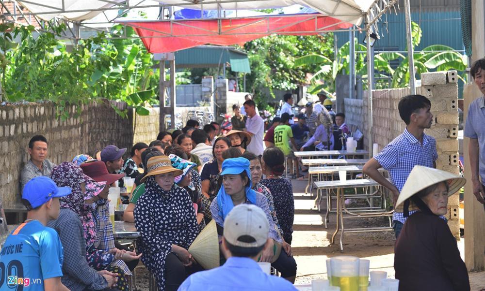 Đêm mưu sinh định mệnh của cặp vợ chồng tử vong ở cầu Yên Hòa-1