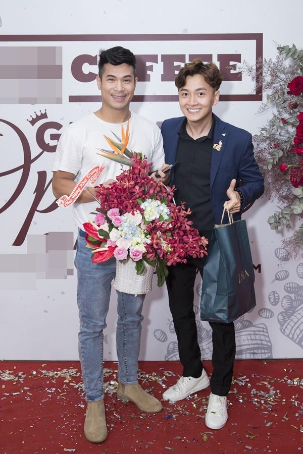 Trường Giang cùng dàn sao Việt đổ bộ cơ sở kinh doanh chúc mừng Ngô Kiến Huy lên chức ông chủ-5