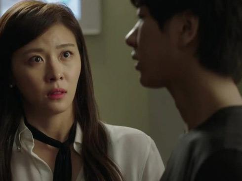 Xúc động clip ghi lại hành trình 40 tuần con đồng hành cùng bố mẹ, lớn từng ngày trong bụng mẹ-2