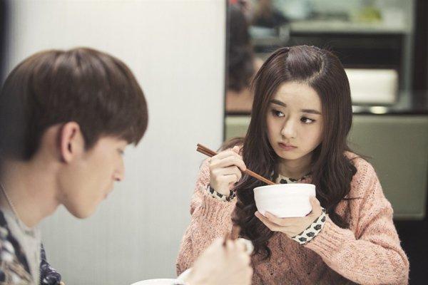 Chồng đòi ly hôn vì gái độc không con, 5 năm sau tôi hả hê gặp anh ở phòng khám-1