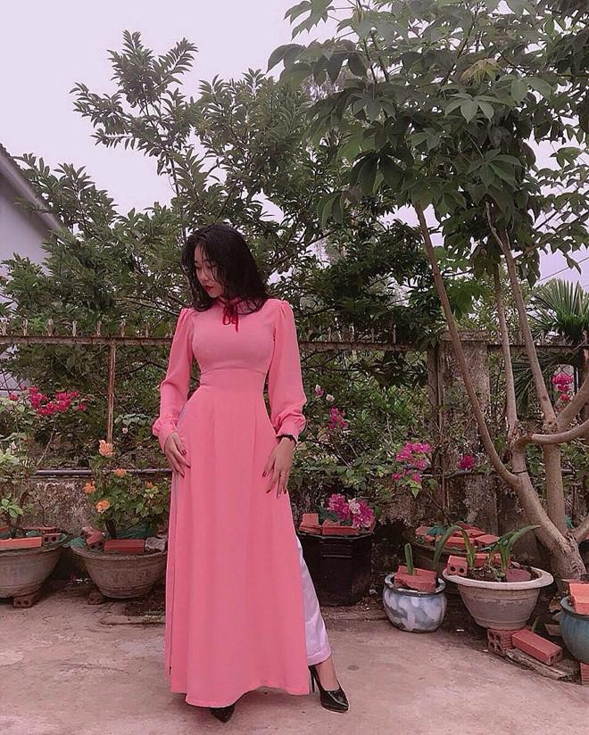 Dàn hotgirl sở hữu vòng eo con kiến chăm khoe ảnh gợi cảm-5