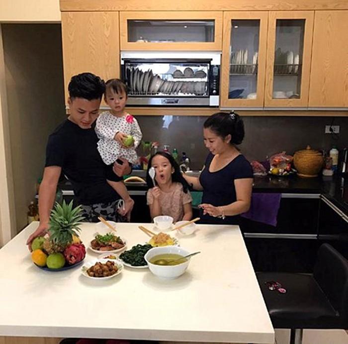 Sau 12 năm đóng Nhật ký Vàng Anh, dàn hot girl, hot boy giàu có nức tiếng-15