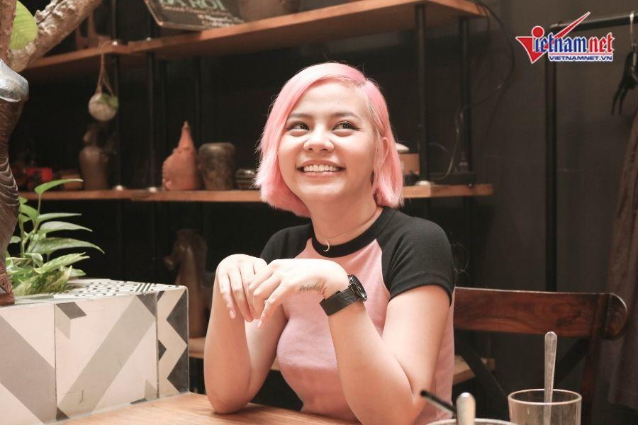 Người yêu Lê Thiện Hiếu: ‘Gia đình sốc khi biết tôi quen người chuyển giới’-1