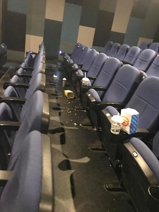 Có tiền đi du lịch sang chảnh mà không đem theo ý thức thì nên ở nhà-3