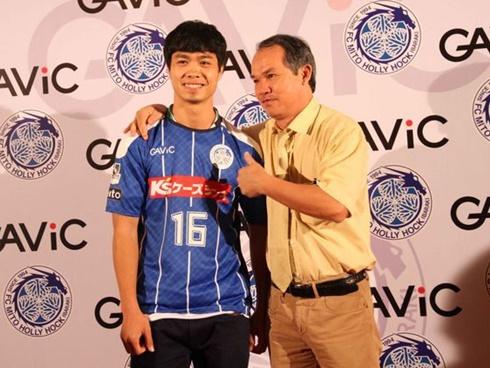 Ký hợp đồng kỷ lục, bầu Đức và Công Phượng đi vào lịch sử bóng đá Việt Nam!