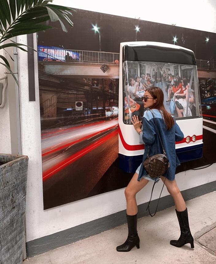 Bà Tưng thông báo ở trong phòng mổ 5 tiếng, dân tình đoán già đoán non chị chuẩn bị dao kéo nốt phần nào-10