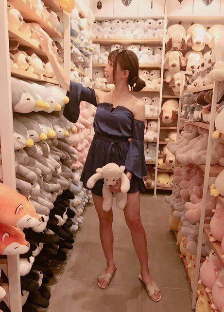 Sự thật ngã ngửa về cô gái mặc váy ngắn sexy bán mì khiến khách hàng đến ăn tận 5 bát 1 lần-9