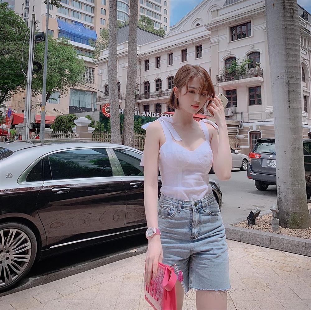 Ngọc Trinh xuống tóc sau ồn ào bị lộ vòng 1 xập xệ-2