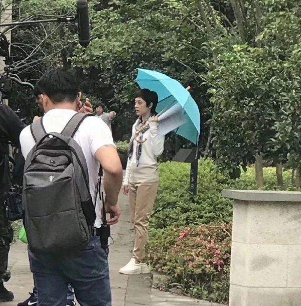 Áp lực khủng khiếp mà bạn diễn của Tôn Lệ phải đối mặt khi diễn chung với cô-7