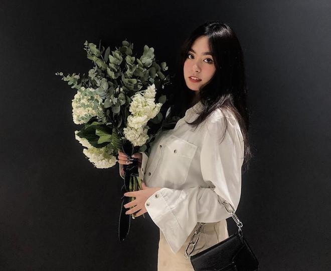 Nữ sinh 2000 học RMIT bị làm phiền vì đăng ảnh gợi cảm-1