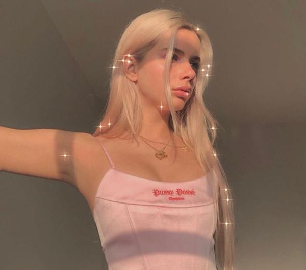 Nàng mẫu Ba Lan đẹp gợi cảm, có vòng eo 58cm-1