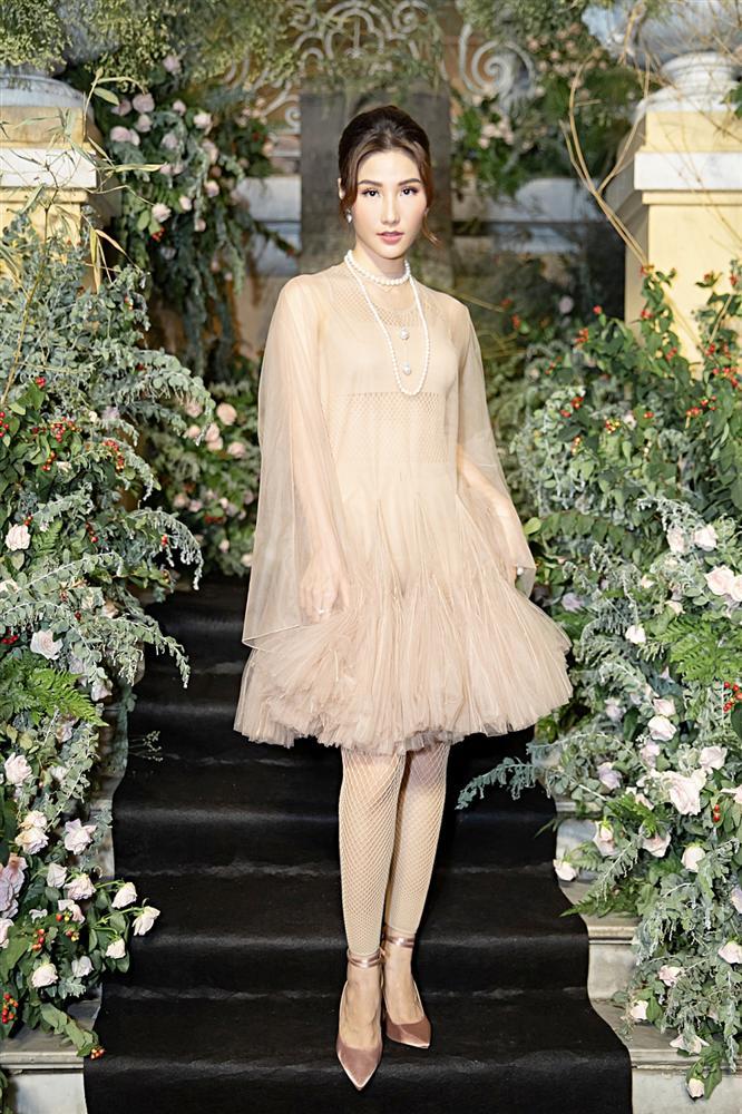 Đụng váy với Song Hye Kyo, Diễm My can tâm nhận mọi sự so sánh-1