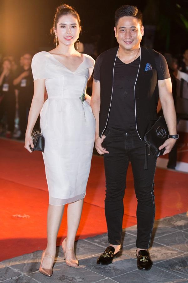 Tiểu Vy tỏa sáng như nữ thần trên thảm đỏ nhưng Mai Phương Thúy lại hút mắt hơn với thời trang menswear-11
