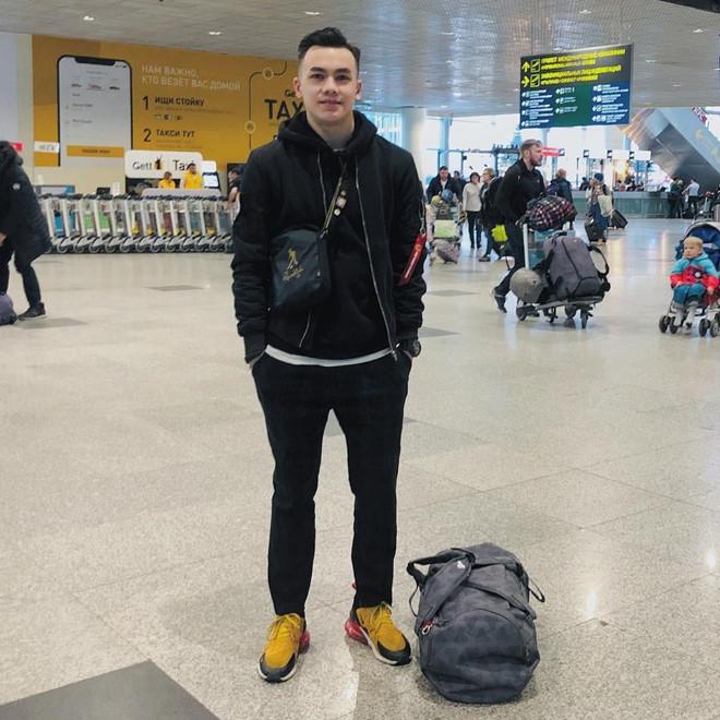 Tân binh của đội bóng Hải Phòng lai Việt - Nga, đẹp trai như hotboy-7