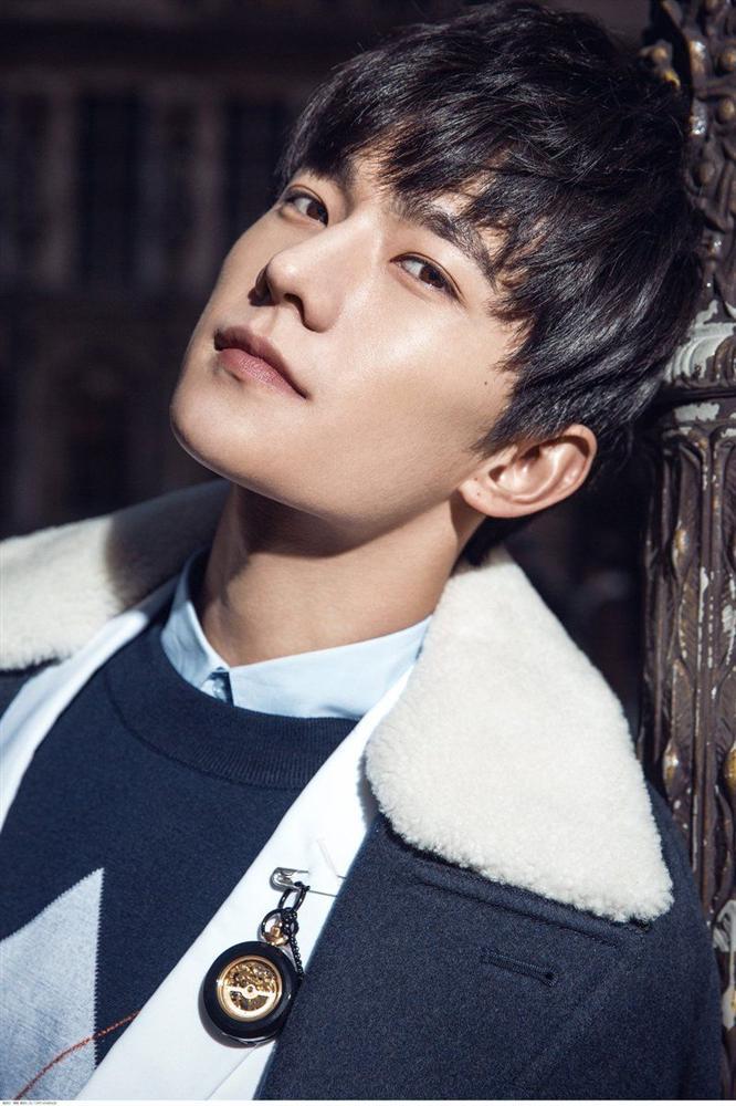 Dương Dương và Địch Lệ Nhiệt Ba kết đôi: Nhan sắc nổi trội nhưng diễn dở như nhau-1