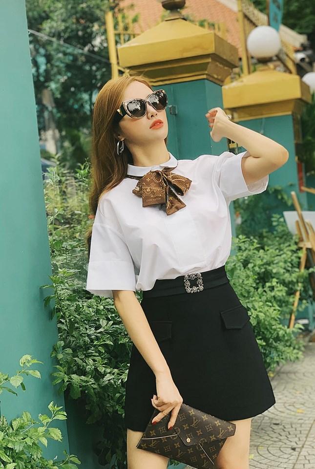 Thử xoay người đá nắp chai xem thế giới có trầm trồ, Phở Đặc Biệt há hốc miệng vì bị vlogger Huyme chơi xấu-4