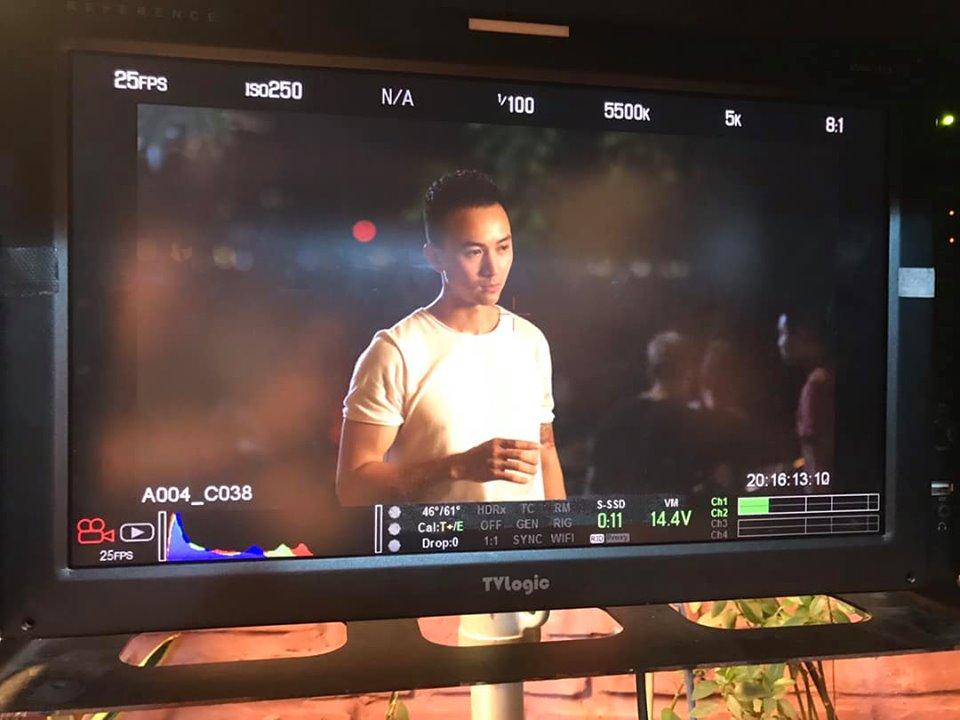 Thử xoay người đá nắp chai xem thế giới có trầm trồ, Phở Đặc Biệt há hốc miệng vì bị vlogger Huyme chơi xấu-5