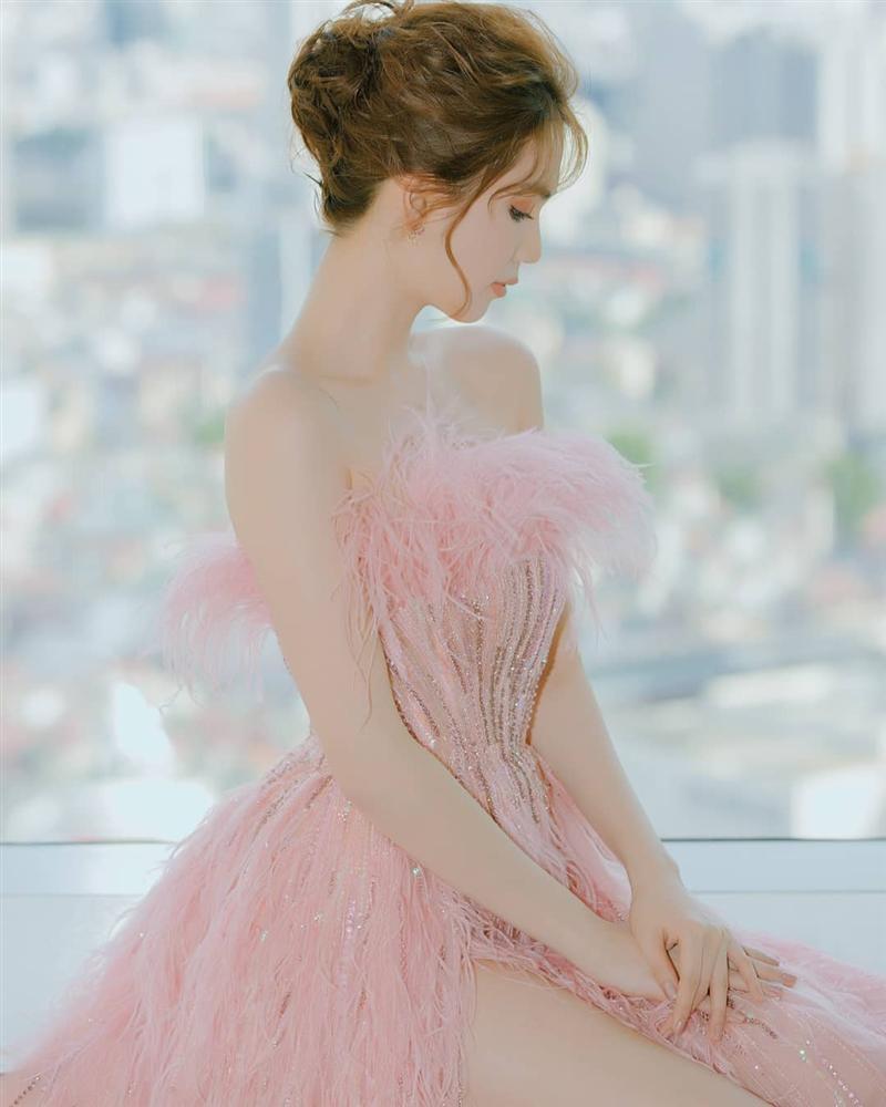 Ngọc Trinh vừa sexy, vừa baby thế này, giá như chỉ thay đổi đúng một điểm nữa thôi là đẹp hoàn hảo-7