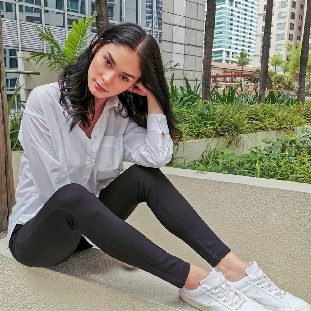 Bản tin Hoa hậu Hoàn vũ 8/7: HHen Niê diện yếm đào cách tân giật spotlight của dàn mỹ nhân khoe thân nóng bỏng-7