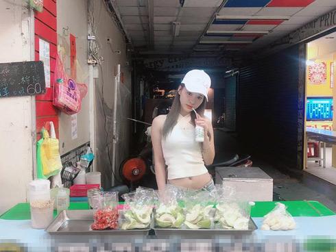 Choáng với nhan sắc mỹ miều của hotgirl bán ổi đang nổi như cồn mạng xã hội