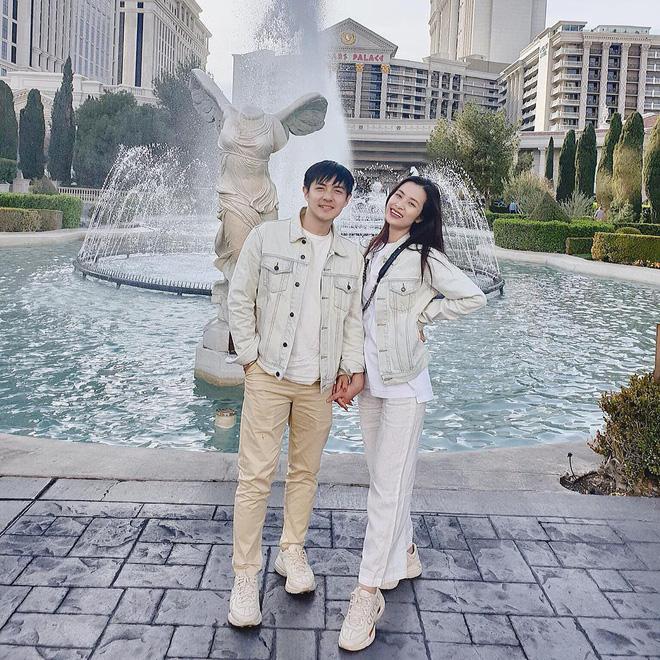 Ông Cao Thắng - Đông Nhi: Hành trình 10 năm lên đồ đồng điệu của cặp đôi vàng trong làng đi ăn cưới nhà người ta-11