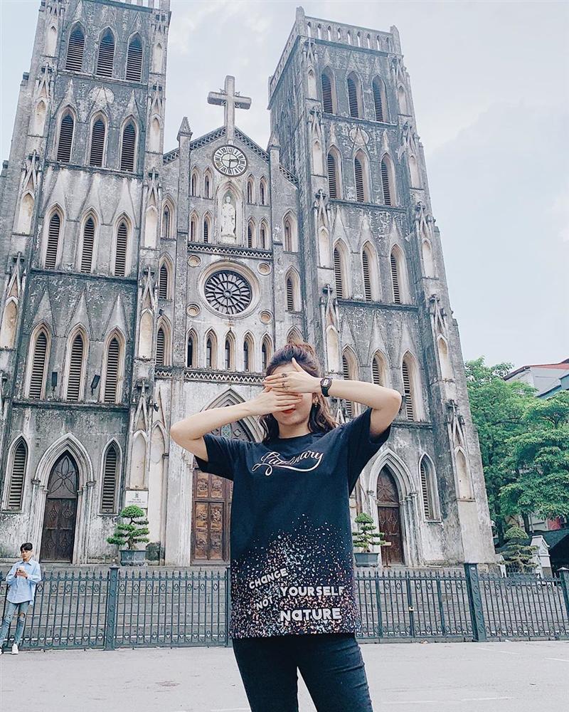 Linh Chi tuyên bố muốn cắn nát mặt Ngọc Trinh-6