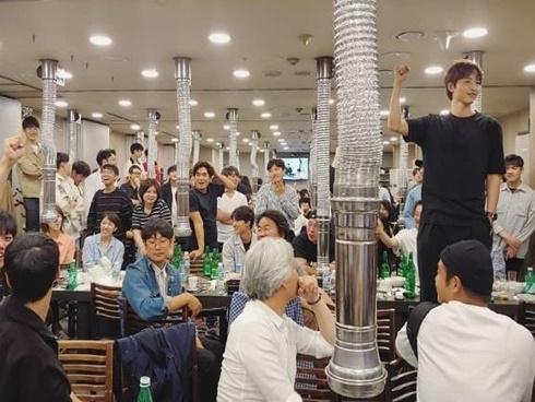 Sự thật bức ảnh Song Joong Ki bị hói đầu sau ly hôn Song Hye Kyo-3