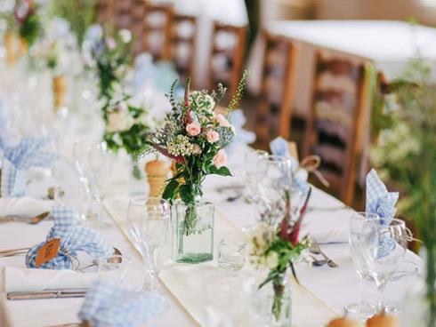 Nếu có người yêu cũ thuộc 3 cung hoàng đạo sau, tuyệt đối đừng mời người ấy đến đám cưới của bạn