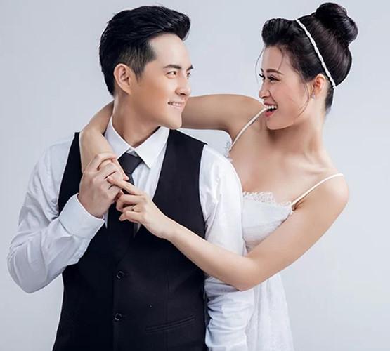 Nhiều lần ăn mặc thảm họa, hình ảnh Đông Nhi mặc váy cưới sẽ như thế nào đây?-11