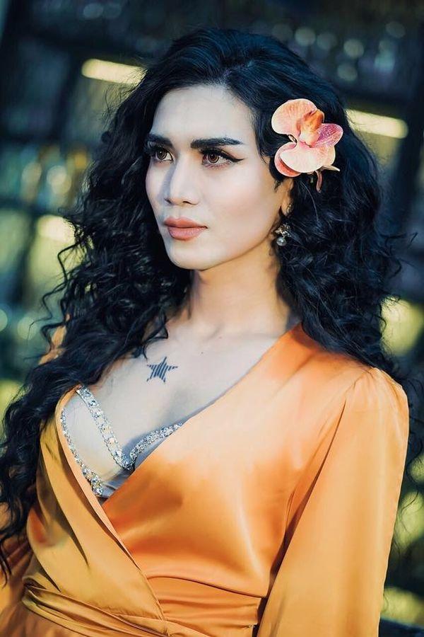 Bao nhiêu hình tượng giả gái long lanh bỗng vỡ tan vì hình ảnh BB Trần lộ nội y, phờ phạc trong hậu trường-5