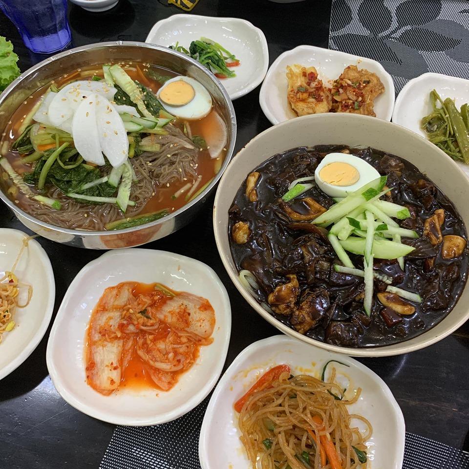 Chi Pu cùng hội bạn thân toàn hotgirl đình đám rủ nhau đi trốn khiến giới trẻ xuýt xoa-7