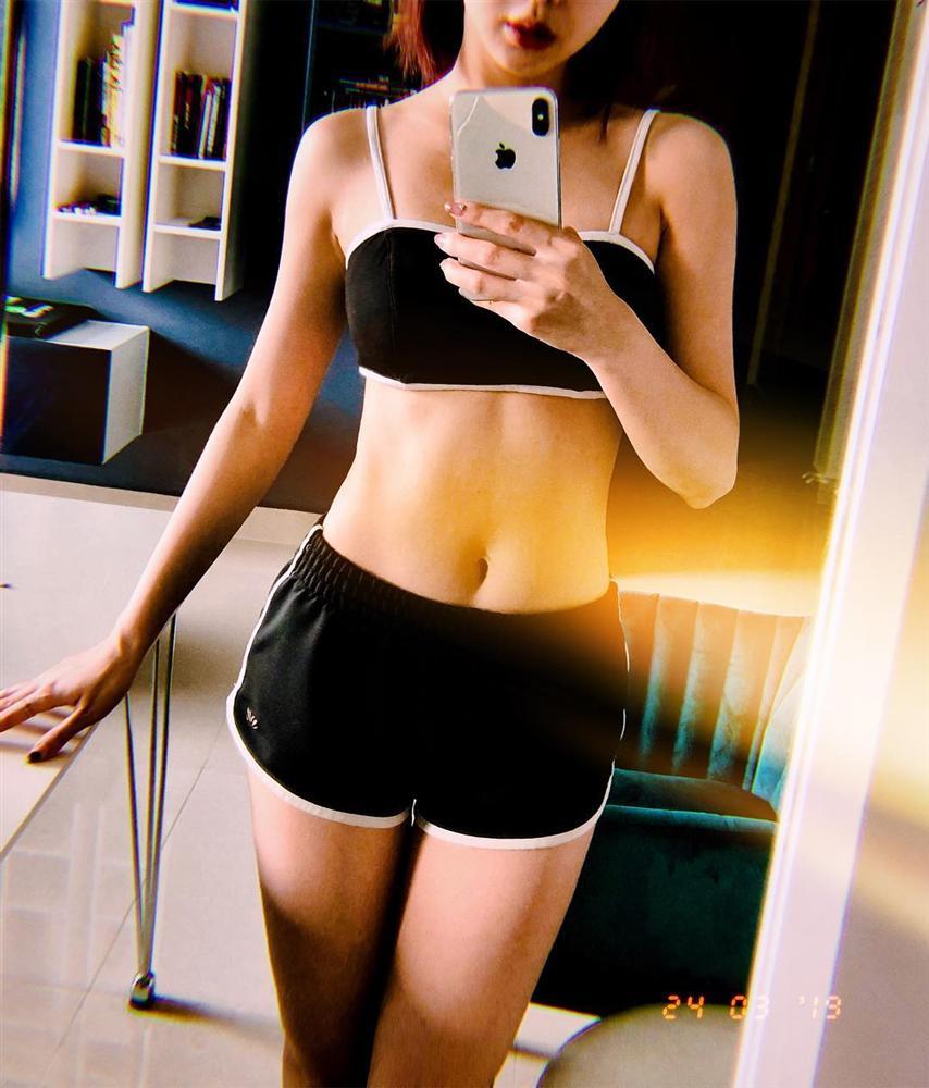 Liz Kim Cương diện bikini khoe body nóng bỏng thế này ai chẳng chết mê chết mệt chứ đâu riêng Trịnh Thăng Bình-7