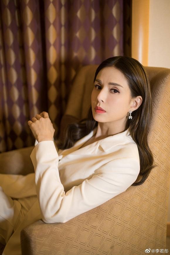 Tiểu Long Nữ Lý Nhược Đồng đẹp như nữ thần ở tuổi 45-7