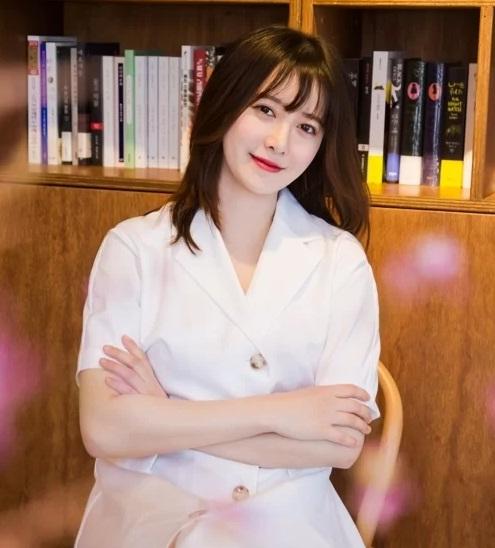 Nàng Cỏ Goo Hye Sun áp lực giảm cân vì tăng 14 kg-1