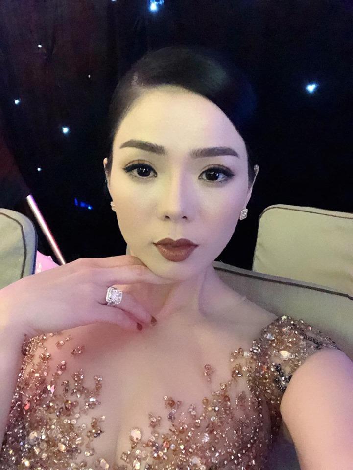 Buồn buồn Lệ Quyên tậu nhẫn kim cương tiền tỷ thì muốn buồn mãi!-8