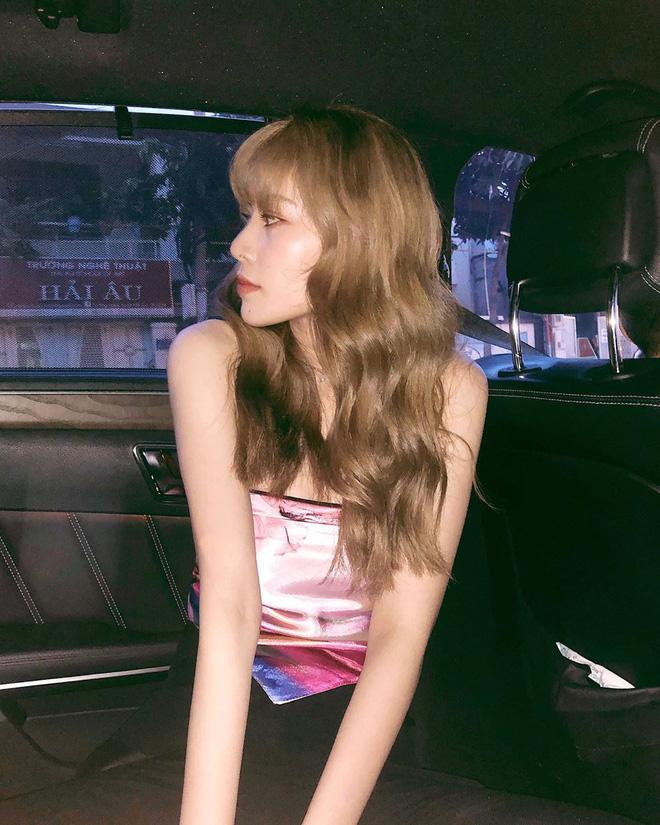 Nam Em - Thiều Bảo Trâm đang muốn trở thành Lisa phiên bản Việt?-1