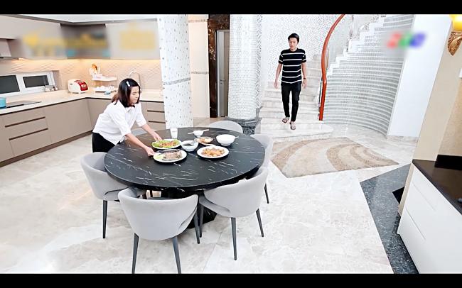 Diệu Nhi quyết chiến sinh tử với người giúp việc chỉ vì tranh giành trai đẹp-3