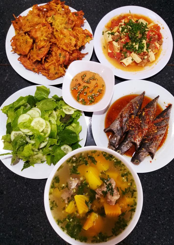 Thực đơn hot nhất tuần với những mâm cơm đầy màu sắc, càng ăn càng mê-7