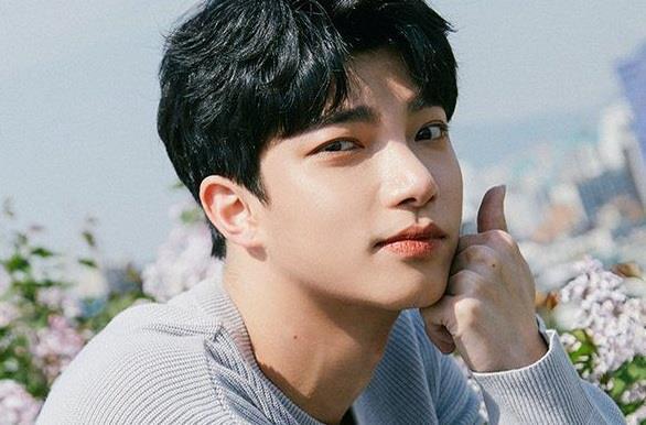 Mỹ nam xứ Hàn bị bắt vì để bạn gái say xỉn lái xe-1