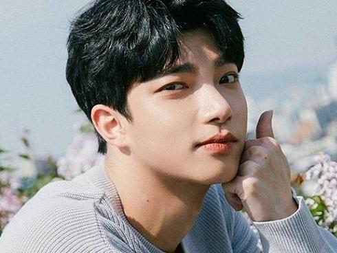 Mỹ nam xứ Hàn bị bắt vì để bạn gái say xỉn lái xe