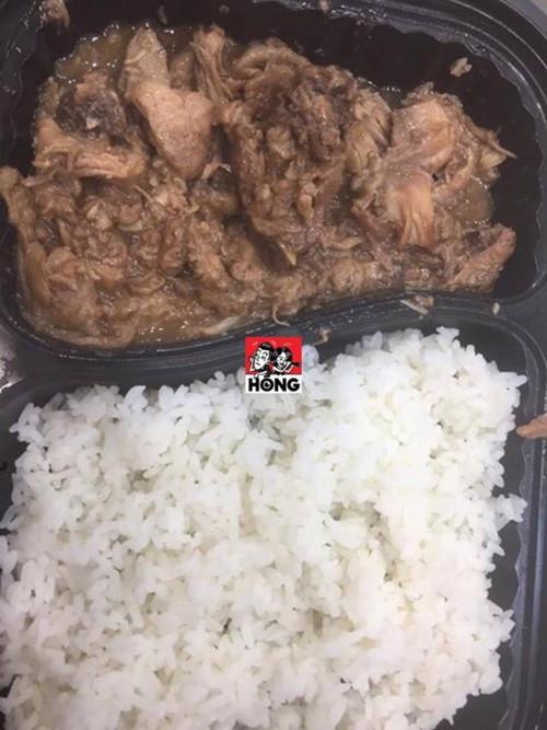 Đặt cơm gà chiên mắm qua mạng, cô gái nhận về vỏn vẹn 5 miếng xương khô, thái độ của chủ cửa hàng càng gây ức chế-4