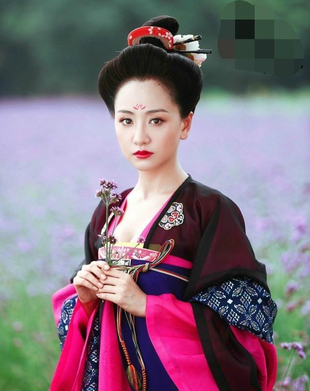 Mỹ nhân thời Đường nổi tiếng xinh đẹp là thế... chỉ trừ Lưu Diệc Phi!-4