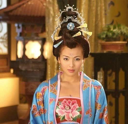 Mỹ nhân thời Đường nổi tiếng xinh đẹp là thế... chỉ trừ Lưu Diệc Phi!-8