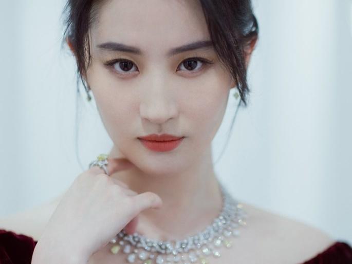 Huỳnh Hiểu Minh: Lưu Diệc Phi ngày càng đẹp trong mắt tôi-3