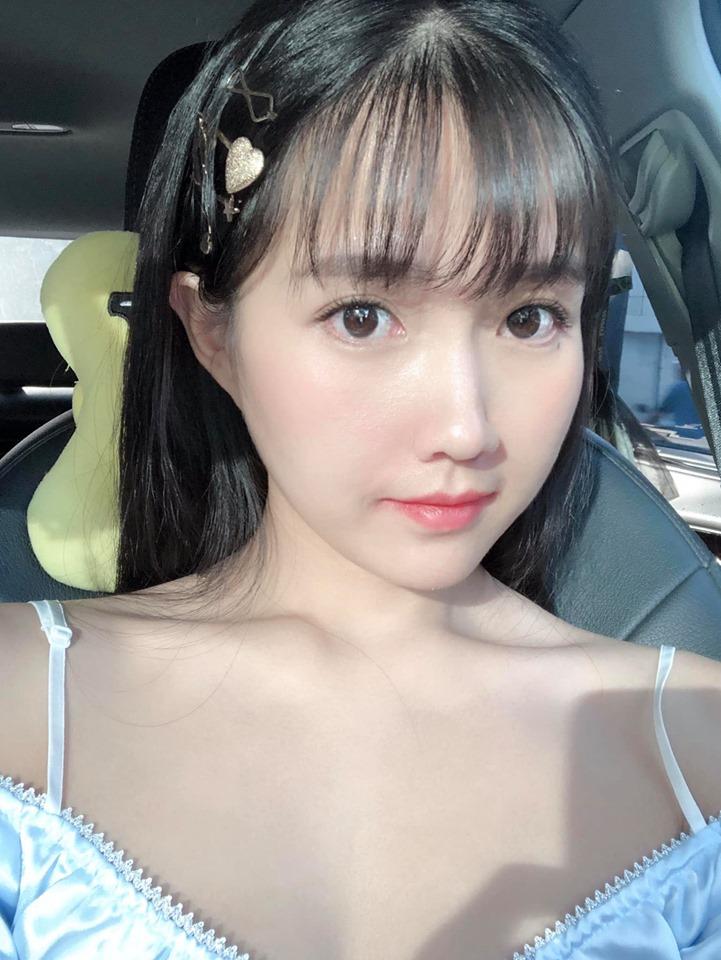 Khoe ảnh so deep Midu lấp lửng nói về những giông bão trong lòng-5