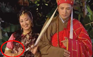 Sau hơn 30 năm, Tây Du Ký 1986 lại bị soi ra cả rổ sạn hài hước-1