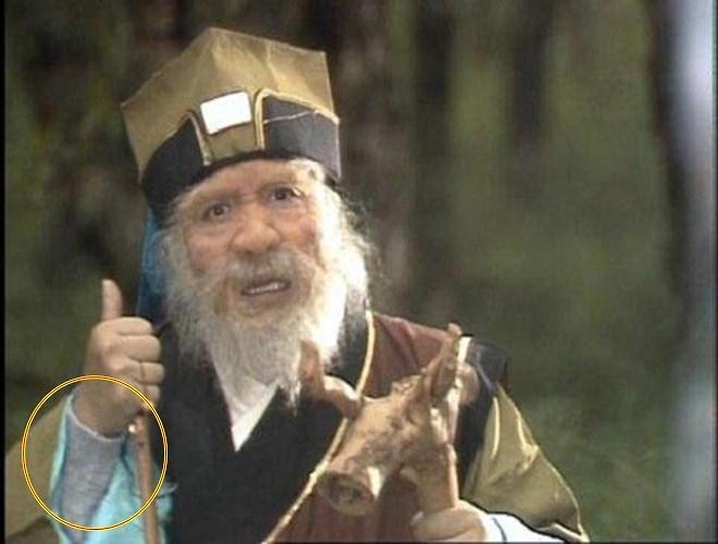 Sau hơn 30 năm, Tây Du Ký 1986 lại bị soi ra cả rổ sạn hài hước-6