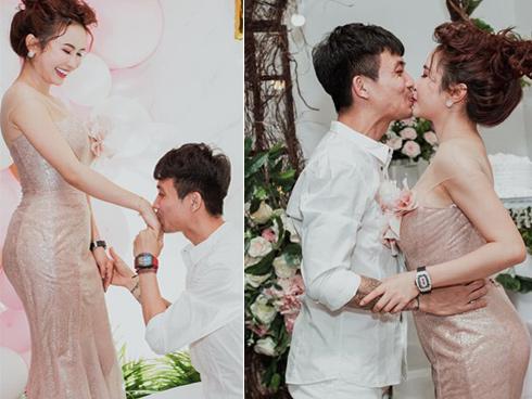 Đừng chỉ chú ý đến con gái 20 tuổi đáng yêu, vợ hai của thiếu gia Minh Nhựa cũng đẹp mê mẩn như gái 18 thế này cơ mà-13